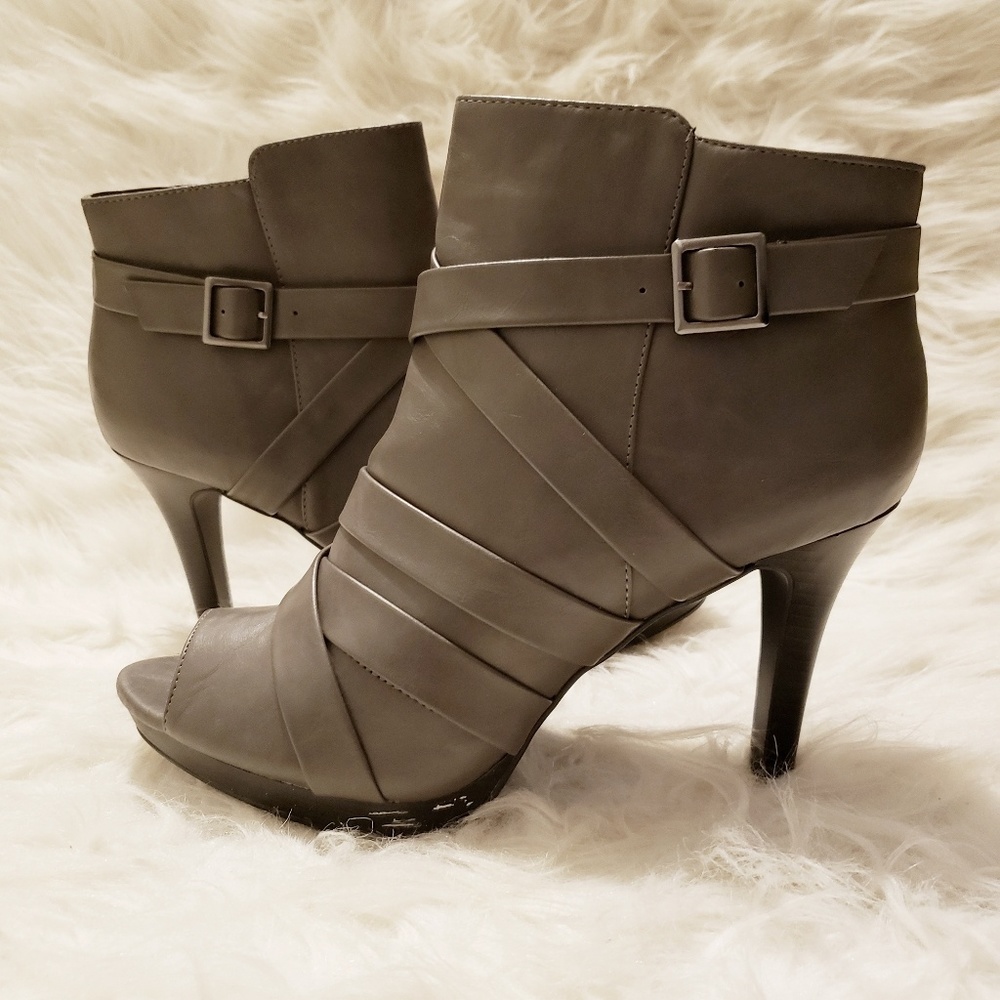 Grey booties.